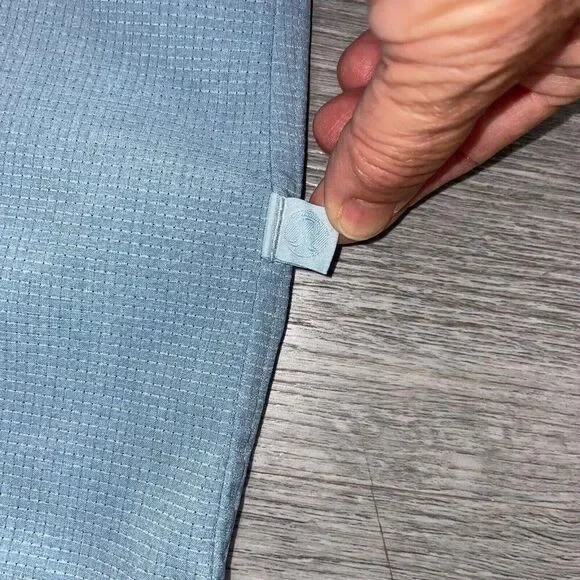 Lululemon Polo Shirt Men’s Small ? Short Sleeve Button Up Blue Collared Stretch - Picture 3 of 7